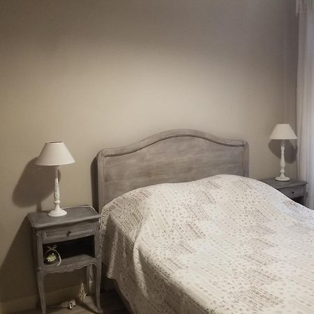 Ferienwohnung Joli T2 De 40M² A Louer A Le Muy Exterior foto