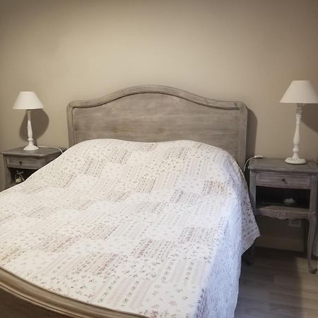 Ferienwohnung Joli T2 De 40M² A Louer A Le Muy Exterior foto