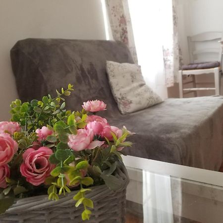 Ferienwohnung Joli T2 De 40M² A Louer A Le Muy Exterior foto